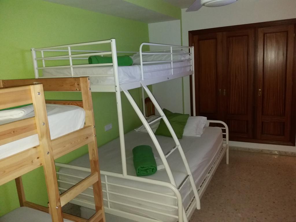 Hostal Gonzalez Марбелья Екстер'єр фото